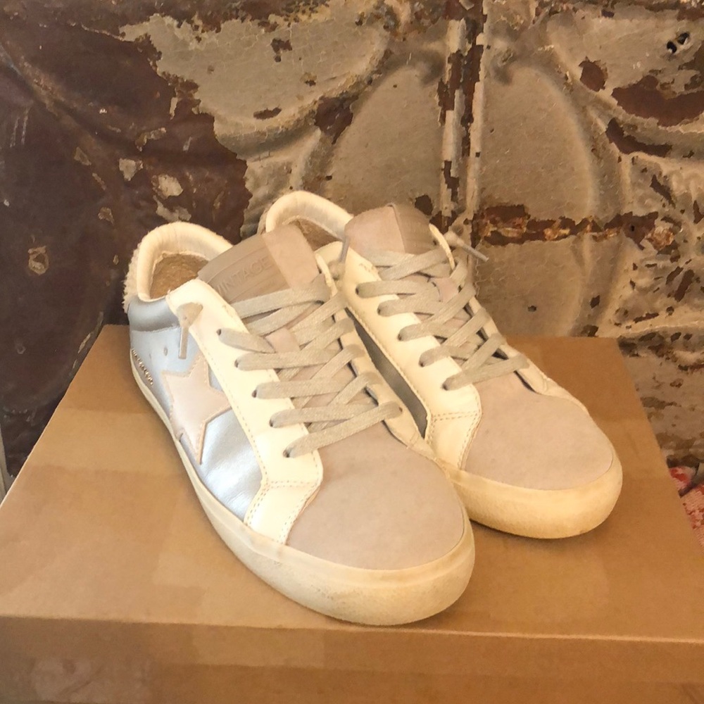 Vintage Havana tennis shoes